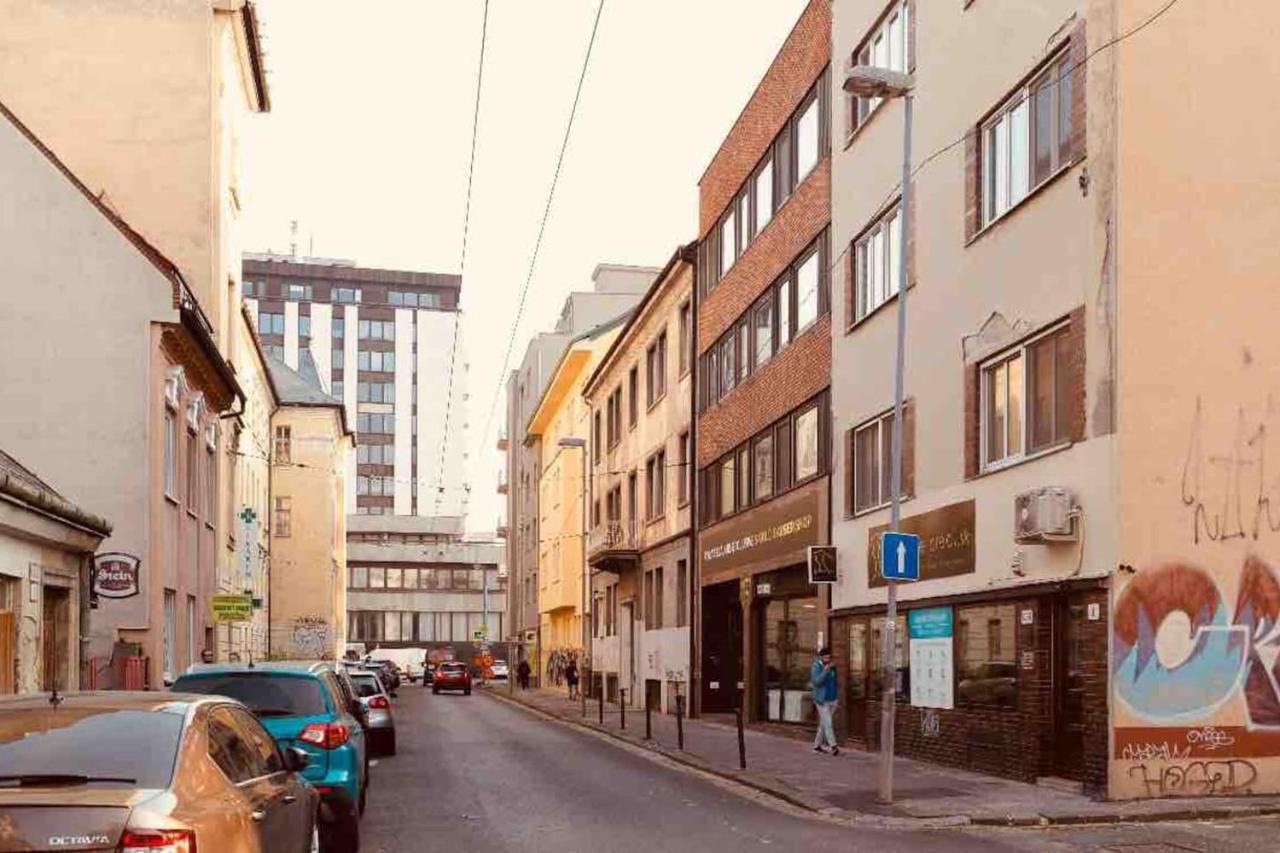 Second Home In Heart Of Pozsony Kültér fotó